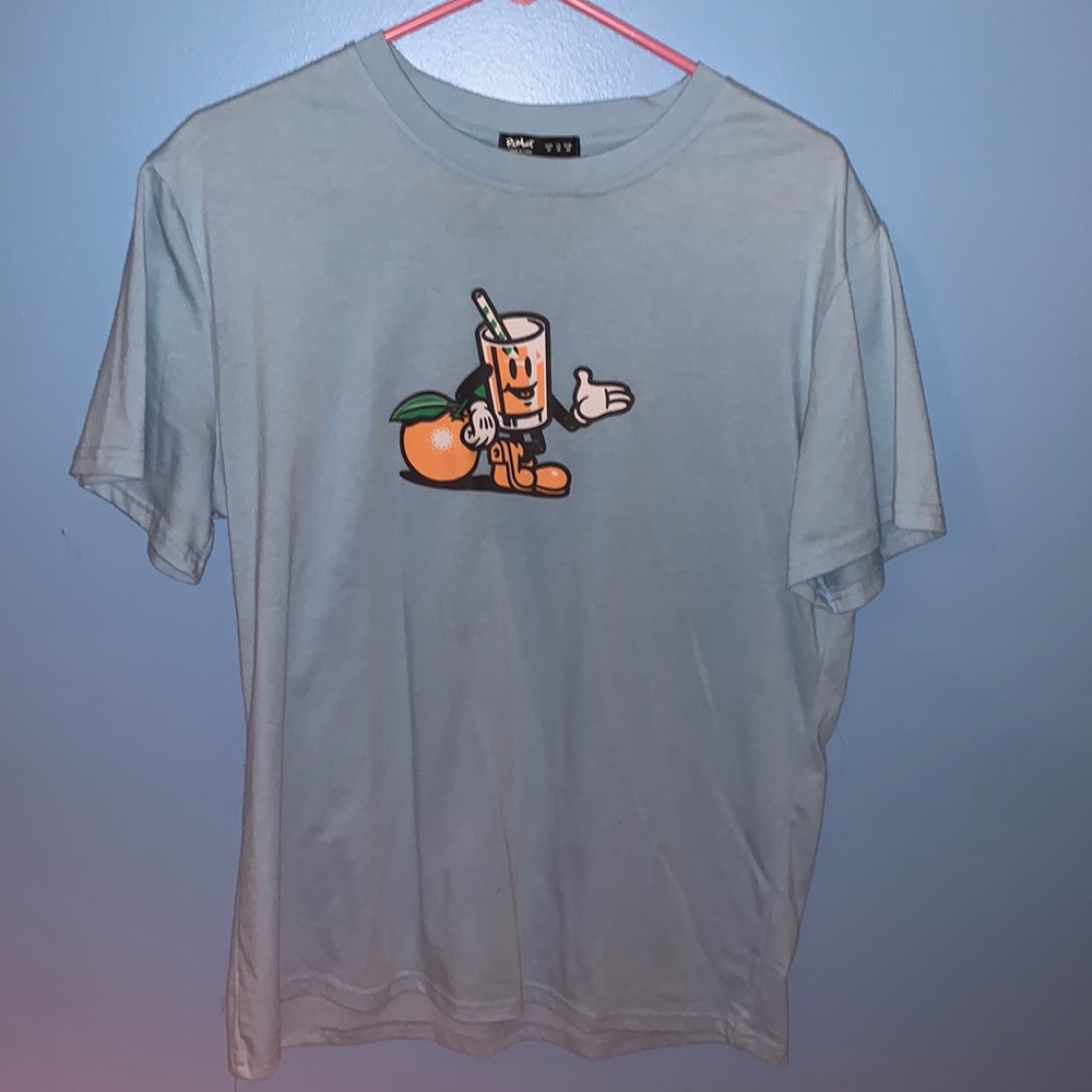 *DEALS ON MULTIPLE SHIRTS* — MESSAGE ME —